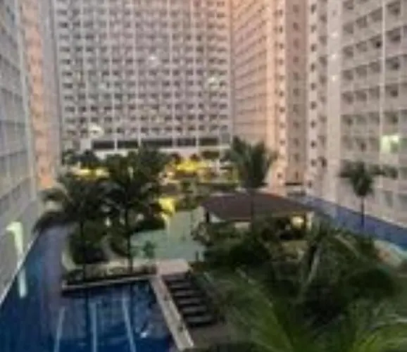 Shore D2 - Shortwalk Mall Of Near Airport